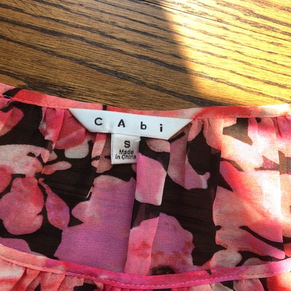 CAbi Blossom Blouse Top - Picture 4 of 9